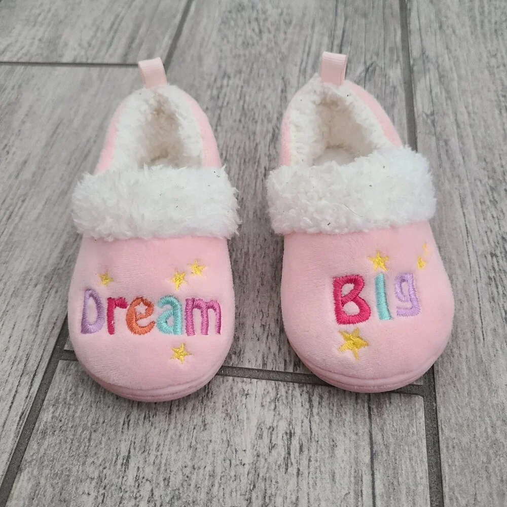 Wonder Nation Baby Girl Pink “Dream Big” Cozy Toddler Slippers Size 4